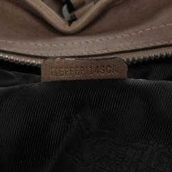 مملوكة مسبقًا Burberry Medium Pleated Leather Tote