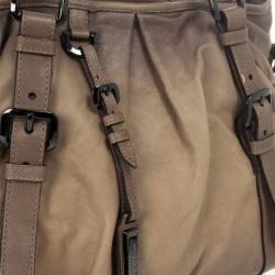 مملوكة مسبقًا Burberry Medium Pleated Leather Tote