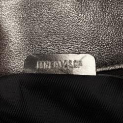 مملوكة مسبقًا Burberry Metallic Leather Tote