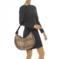 Pre Owned Burberry Beige/Dark Brown Haymarket Check PVC and Leather Pleated Hobo
