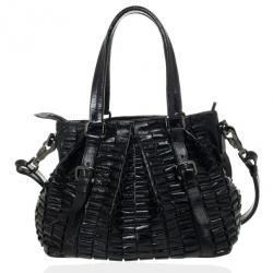 مملوكة مسبقًا Burberry Black Patent Leather Cartridge Pleat Tote