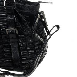 مملوكة مسبقًا Burberry Black Patent Leather Cartridge Pleat Tote