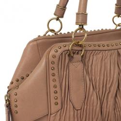 Pre Owned Burberry Beige Studded Pliss é-leather Tote