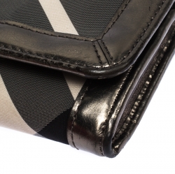 Pre Owned Burberry Metallic Grey Beat Check Nylon and Patent Leather Penrose Continental Wallet