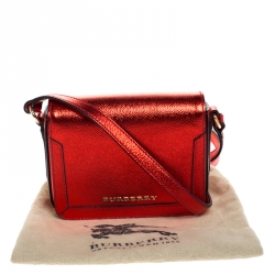 Pre Owned Burberry Metallic Red Grained Leather Small Grace Crossbody Bag