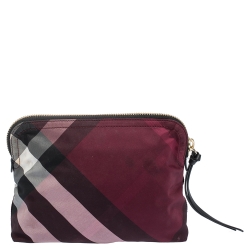 مملوكة مسبقًا Burberry Plum Check Nylon Zip Cosmetic Pouch