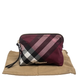 مملوكة مسبقًا Burberry Plum Check Nylon Zip Cosmetic Pouch