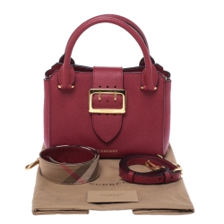 Pre Owned Burberry Red Leather Buckle Tote