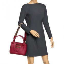 Pre Owned Burberry Red Leather Buckle Tote