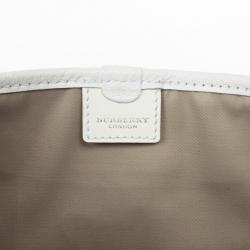 Pre Owned Burberry Haymarket PVC Beige Shoulder Bag