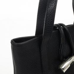 مملوكة مسبقًا Burberry Black Leather Horn Toggle Small Tote Bag