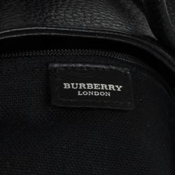مملوكة مسبقًا Burberry Black Leather Horn Toggle Small Tote Bag
