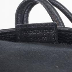 مملوكة مسبقًا Burberry Black Leather Horn Toggle Small Tote Bag