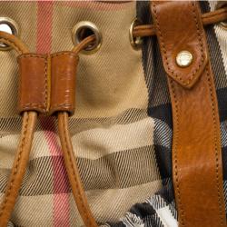 مملوكة مسبقًا Burberry Tan and House Check Drawstring Shoulder Bag