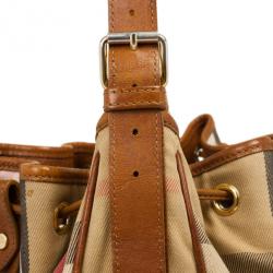 مملوكة مسبقًا Burberry Tan and House Check Drawstring Shoulder Bag