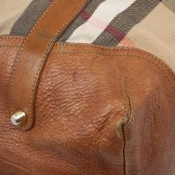 مملوكة مسبقًا Burberry Tan and House Check Drawstring Shoulder Bag
