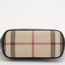 مملوكة مسبقًا Burberry Nova Check Small Boat Bag