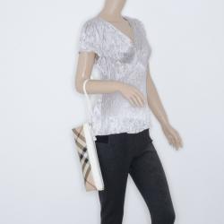 مملوكة مسبقًا Burberry Long Nova Check Checked Studded Trim Clutch