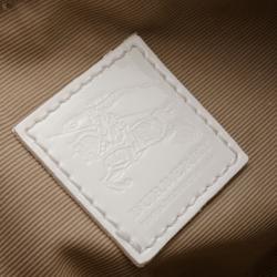 مملوكة مسبقًا Burberry Long Nova Check Checked Studded Trim Clutch