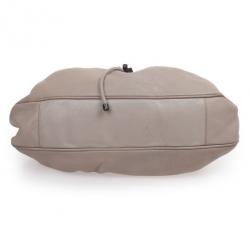 Pre Owned Burberry Beige Leather Drawstring Hobo Bag