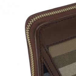 Pre Owned Burberry Brown Check Canvas Ziggy Zip Continental Wallet