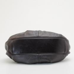 Pre Owned Burberry Metallic Leather Drawstring Warrior Hobo bag