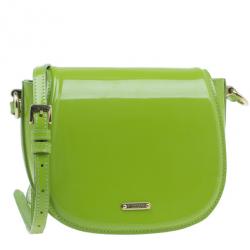 مملوكة مسبقًا حقيبة كتف بربري جلد لامع أخضر