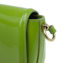 مملوكة مسبقًا حقيبة كتف بربري جلد لامع أخضر