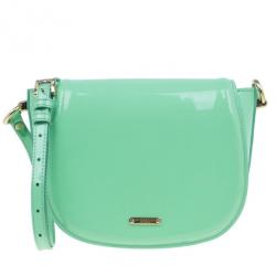 مملوكة مسبقًا Burberry Green Patent Leather Shoulder Bag