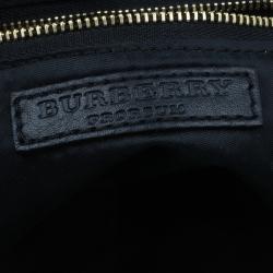 مملوكة مسبقًا Burberry Green Patent Leather Shoulder Bag