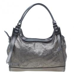 مملوكة مسبقًا Burberry Metallic Grey Leather Degrade Lace Large Avondale Bag
