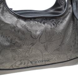 مملوكة مسبقًا Burberry Metallic Grey Leather Degrade Lace Large Avondale Bag