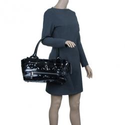 مملوكة مسبقًا Burberry Black Quilted Patent Manor Satchel