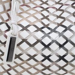 Pre Owned Burberry White Basket Weave Check Print Hobo
