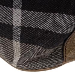 مملوكة مسبقًا حقيبة يد بربري كانفاس نوفاتشيك لامع