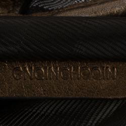 مملوكة مسبقًا حقيبة يد بربري كانفاس نوفاتشيك لامع