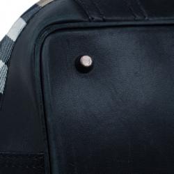 Pre Owned Burberry Black Leather Bridle House Check Hobo