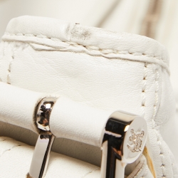 Pre Owned Burberry White Leather Buckle Handle Hobo