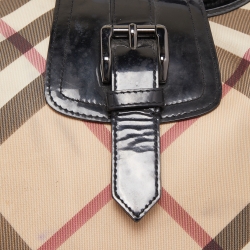 Pre Owned Burberry Black/Beige Nova Check PVC and Patent Leather Brooke Hobo
