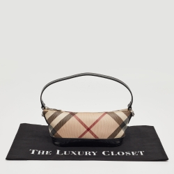 مملوكة مسبقًا Burberry Black/Beige Nova Check Coated Canvas and Patent Leather Boat Baguette Bag
