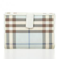 مملوكة مسبقًا Burberry Light Blue Nova Check Continental Wallet