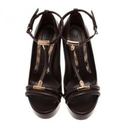مملوكة مسبقًا Burberry Brown Leather T Strap Wedge Pumps Size 37