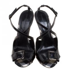 مملوكة مسبقًا Burberry Black Leather Brit Check Fabric  Buckle Detail Cross Strap Sandals Size 38