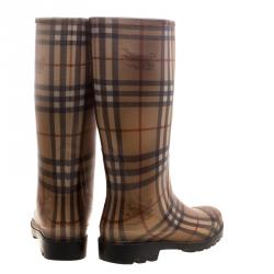 مملوكة مسبقًا Burberry Beige Haymarket Check PVC Rain Boots Size 40