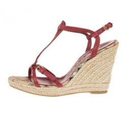 مملوكة مسبقًا Burberry Red Leather Novacheck T Strap Espadrilles Wedges Size 37
