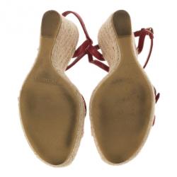 مملوكة مسبقًا Burberry Red Leather Novacheck T Strap Espadrilles Wedges Size 37