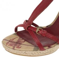 مملوكة مسبقًا Burberry Red Leather Novacheck T Strap Espadrilles Wedges Size 37