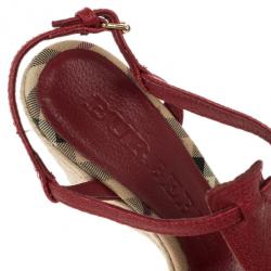 مملوكة مسبقًا Burberry Red Leather Novacheck T Strap Espadrilles Wedges Size 37