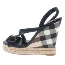 مملوكة مسبقًا Burberry Black Patent Check Espadrilles Wedge Sandals Size 38