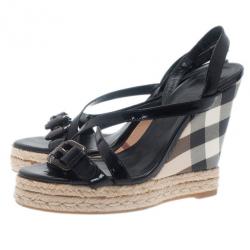 مملوكة مسبقًا Burberry Black Patent Check Espadrilles Wedge Sandals Size 38